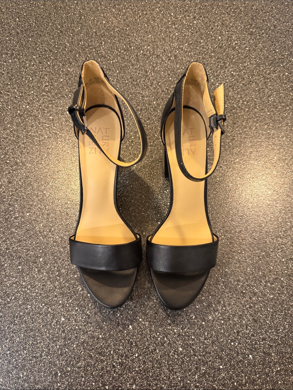 NWT Naturalizer Black Open-Toe Ankle Strap Heels - size 8.5